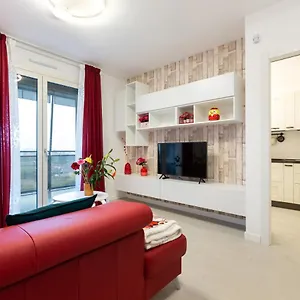  Appartement Fiera Flat With Garage Italie